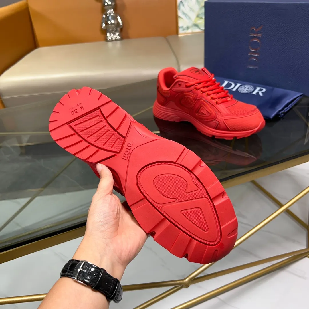 Men's Men's Shoes💰P460💰【DIOR】Dior's new B30 low-top sneakers✅ Carefully crafted from gray mesh fabric and white technical fabric, it features a CD30" graphic logo, and "DIO~B30" and "CD30" logos on the heel and tongue. The extra-light sculpted rubber sole is paired with iconic embellishments to enhance style, and internal stretch details create an ideal and comfortable wearing experience. Can be matched with a variety of casual looks to highlight a fashionable and modern sports style. Size: 38-44 (45 can be customized)